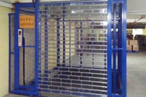 50噸重載直頂式升降機使用須知