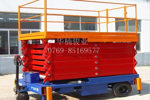 自行式升降機(jī)平臺(tái)選擇電驅(qū)動(dòng)和液壓驅(qū)動(dòng)方式哪個(gè)好？