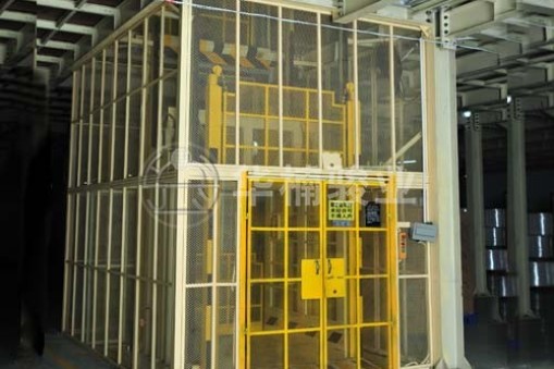 升降機(jī)的臺(tái)面傾斜原因有哪些? 