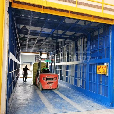 大型專用升降機(jī)