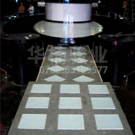 伸縮升降舞臺(tái)案例