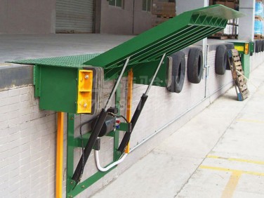 定制液壓固定登車橋