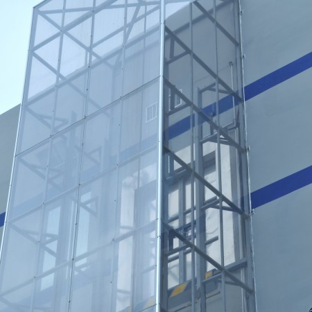 防塵直頂式升降機案例