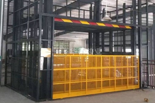 直頂式液壓升降機(jī)好不好客戶說了算