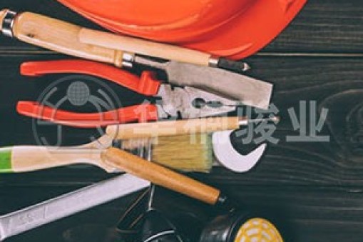 移動(dòng)式升降機(jī)的輪胎要做哪些檢查項(xiàng)目？