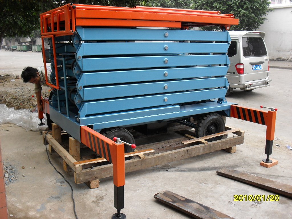 升降平臺(tái)濾清器上蓋開(kāi)裂原因及改進(jìn)措施 升降平臺(tái)濾清器上蓋開(kāi)裂原因及改進(jìn)措施