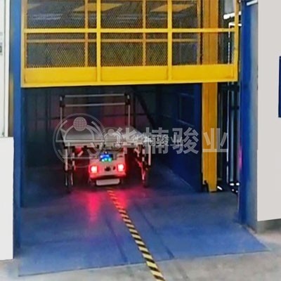 AGV小車自動進(jìn)出貨直頂式升降臺系列 AGV小車自動進(jìn)出貨直頂式升降臺系列